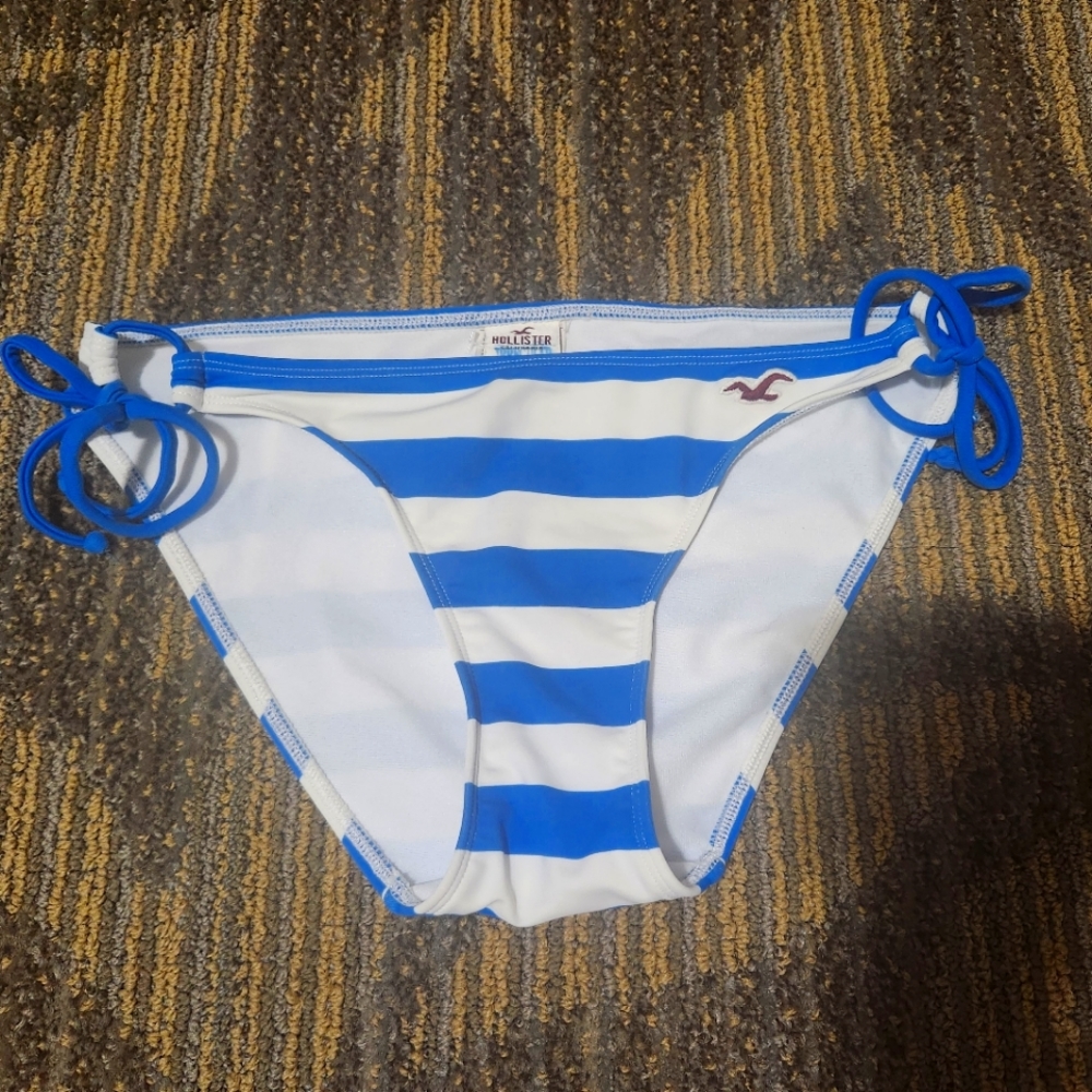 HOLLISTER - Swim Bottoms, Blue and White Stripped, Medium, Adjustable